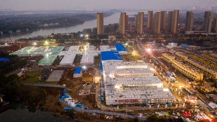 Κορονοϊός: Οι πρώτοι ασθενείς στο νοσοκομείο της Ουχάν που χτίστηκε σε χρόνο ρεκόρ – BINTEO