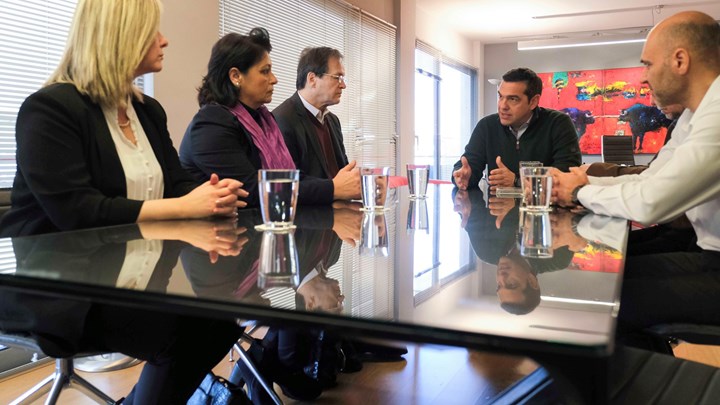 Τσίπρας: Να σταματήσει να κωλυσιεργεί η κυβέρνηση για τα πνευματικά δικαιώματα – ΒΙΝΤΕΟ