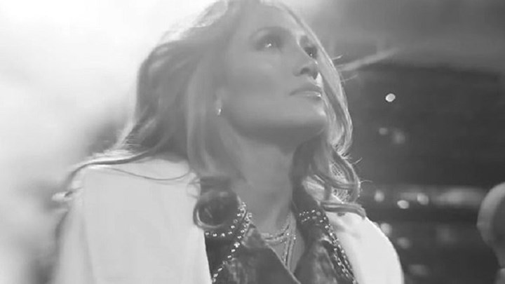 Το πολιτικό μήνυμα της JLo κατά του Τραμπ – ΦΩΤΟ – ΒΙΝΤΕΟ