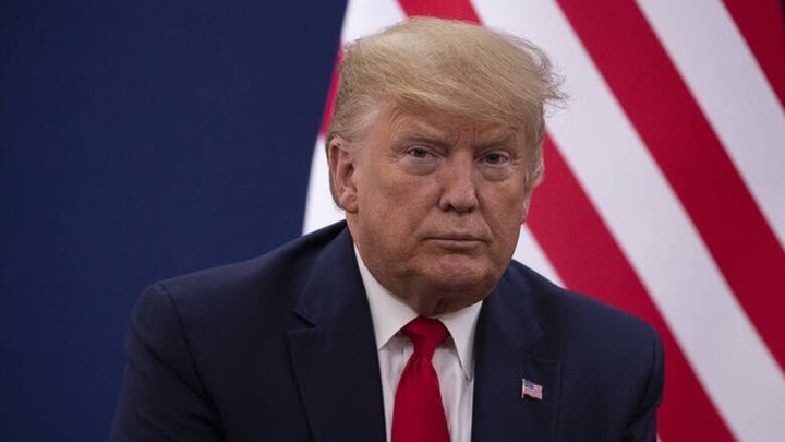 Αθωωμένος αλλά πικραμένος ο Τραμπ