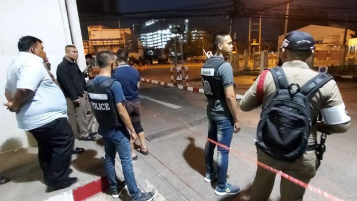 Μακελειό στην Ταϊλάνδη: Κόσμος τρέχει να γλιτώσει από τα πυρά του μακελάρη – ΒΙΝΤΕΟ