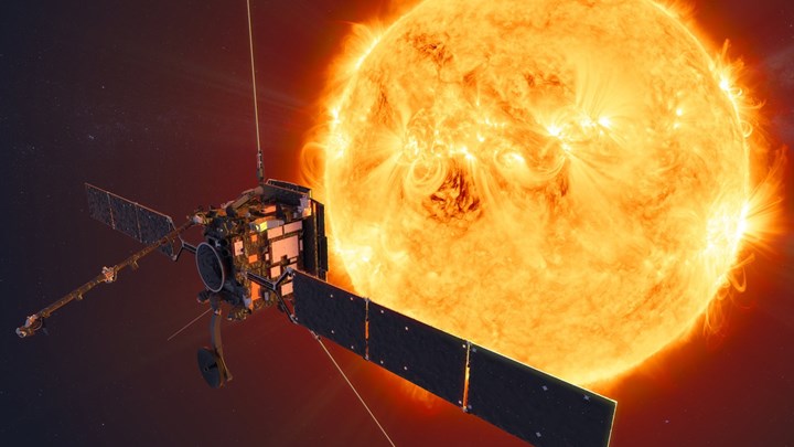 Εκτοξεύτηκε προς τον Ήλιο το Solar Orbiter: Θα φωτογραφίσει για πρώτη φορά τους πόλους του