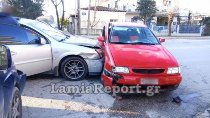 Λαμία: Τροχαίο με μαθητές που πήγαιναν σχολείο – ΦΩΤΟ