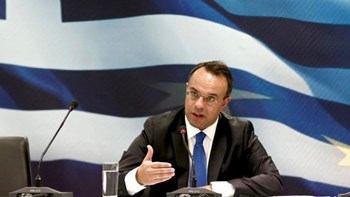 Σταϊκούρας στο Spiegel: Η Ελλάδα ξεπέρασε την κρίση – Θέλουμε μεγαλύτερο δημοσιονομικό χώρο