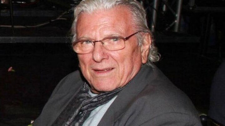 Κώστας Βουτσάς: Ο αιώνιος έφηβος και μεγάλος καρδιοκατακτητής του ελληνικού κινηματογράφου – ΒΙΝΤΕΟ