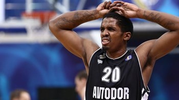 Μπεσίκτας: «Παράνομη η μετακίνηση του ΜακΚίσικ» – Τι λένε στον Ολυμπιακό