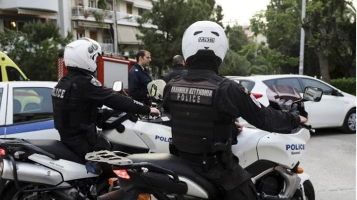 Γκάζι: Μπράβοι ξυλοκόπησαν αστυνομικούς έξω από νυχτερινό μαγαζί – Η ανάρτηση Ραγκούση