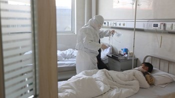 Κορονοϊός: Σοκ προκαλεί ο τελευταίος απολογισμός των θυμάτων στην Κίνα – Ξεπέρασαν τις 48.000 τα κρούσματα