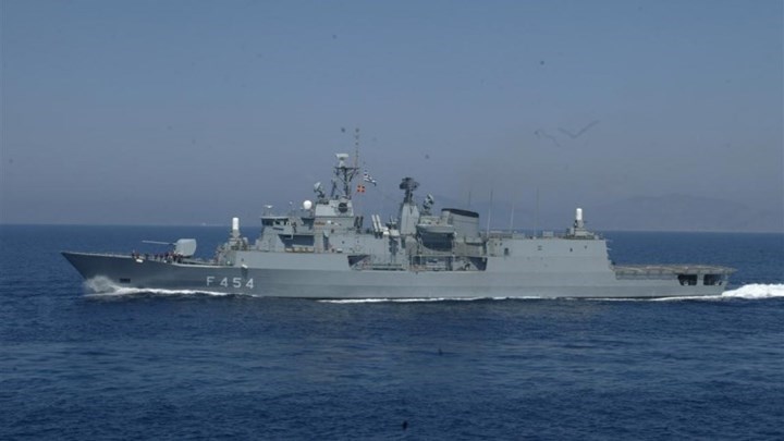 Μήνυμα Γαλλίας στην Τουρκία: Η φρεγάτα «Ψαρά» με το αεροπλανοφόρο Charles de Gaulle