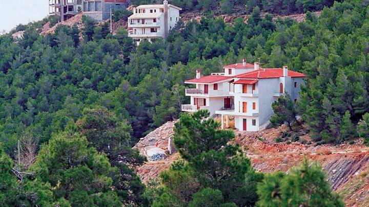 Αυθαίρετα: Τι θα κερδίσουν όσοι μπουν σε ρύθμιση – Τι ισχύει για τα πρόστιμα