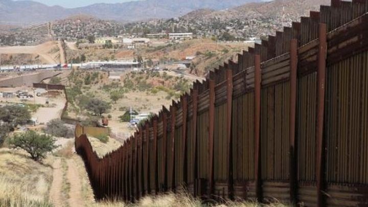 ΗΠΑ: Το Πεντάγωνο αποδεσμεύει 3,8 δισεκατομμύρια δολάρια για την κατασκευή του τείχους στα σύνορα με το Μεξικό