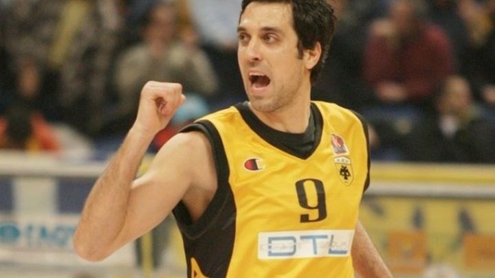 Νίκος Χατζής: “Πέθαναν” τον παλαίμαχο διεθνή γκαρντ – Τι απαντά ο ίδιος – ΦΩΤΟ