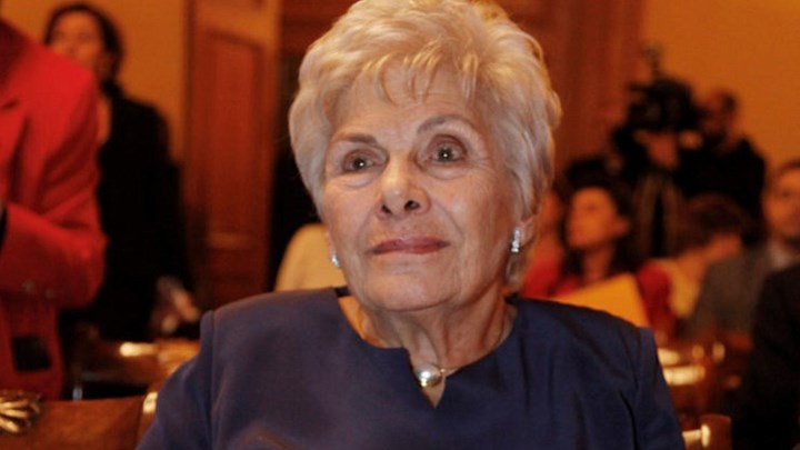 Κική Δημουλά: Τι αναφέρει το ιατρικό ανακοινωθέν για τον θάνατό της