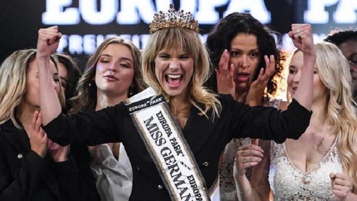 Μία 35χρονη μητέρα ενός παιδιού η «Μις Γερμανία 2020» – ΦΩΤΟ- ΒΙΝΤΕΟ