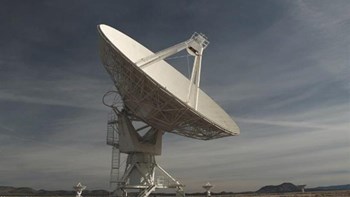 Υπάρχουν εξωγήινοι; – Επιμένουν στις έρευνες με 28 ραδιοτηλεσκόπια οι επιστήμονες