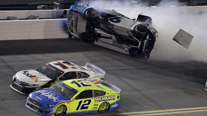 Ατύχημα – σοκ στο Daytona 500: Στο νοσοκομείο ο 42χρονος οδηγός Ryan Newman – BINTEO