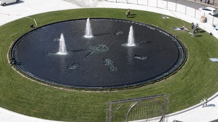 «Έτοιμη» η πλατεία Ομονοίας: Γέμισε με νερό το σιντριβάνι – ΒΙΝΤΕΟ