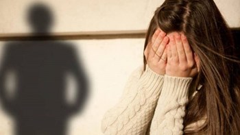 Θεσσαλονίκη: Χειροπέδες σε 84χρονο που ζήτησε από ανήλικη να συνευρεθούν έναντι αμοιβής