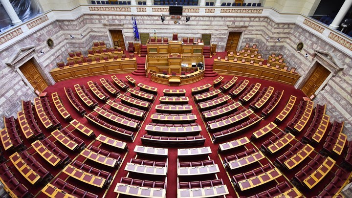 Βουλή: Δεκτό επί της αρχής το νομοσχέδιο για το νέο ασφαλιστικό