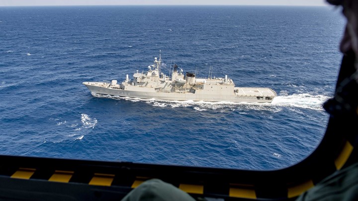 Ισχυρό μήνυμα Ελλάδας-Γαλλίας στην Ανατ. Μεσόγειο – Charles de Gaulle και Φρεγάτα “Ψαρά” πλέουν μαζί – ΦΩΤΟ