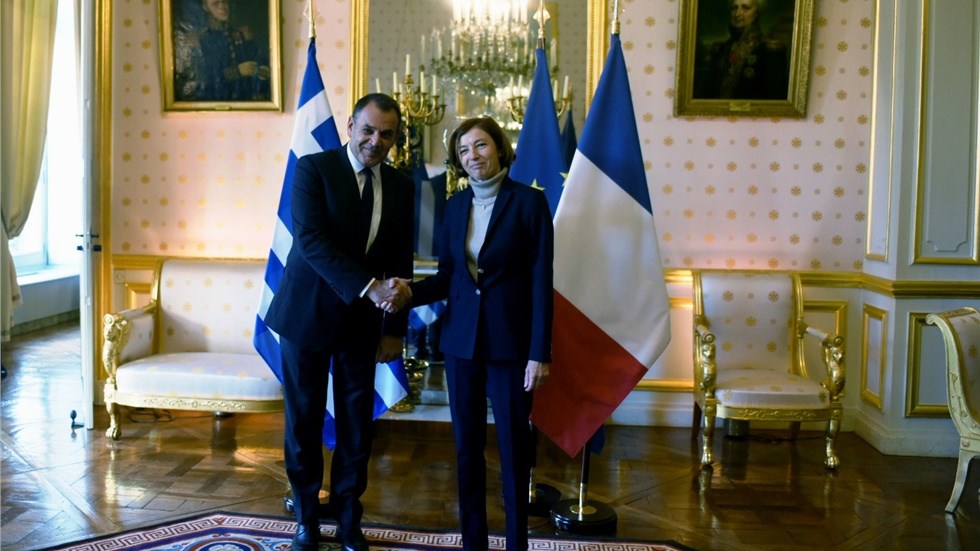 Ελλάς – Γαλλία: Η στρατιωτική συνεργασία και το ταμείο για τα εξοπλιστικά