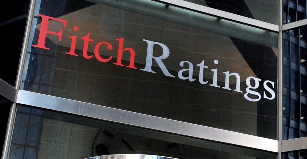 Fitch: «Καμπανάκι» για την τουρκική οικονομία λόγω των παράνομων γεωτρήσεων στην κυπριακή ΑΟΖ