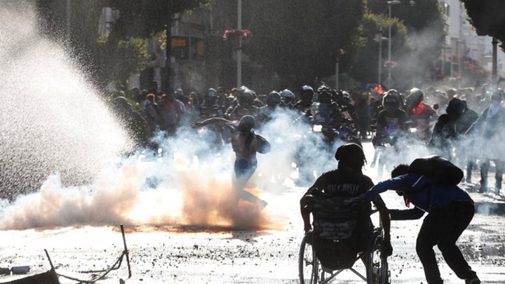 Χιλή: Βίαια επεισόδια διαδηλωτών και αστυνομίας