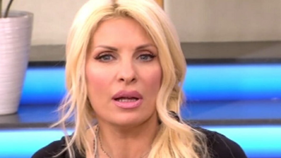 Ελένη Μενεγάκη: Οριστικοποιείται το διαζύγιο με τον Alpha – Όλο το παρασκήνιο