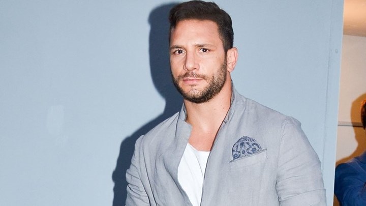 Ευθύμης Ζησάκης: Κατηγορείται ότι προκάλεσε τροχαίο με ανασφάλιστο Ι.Χ- Τι απαντά ο ίδιος