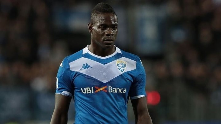 Σοκαρισμένος ο Μπαλοτέλι από τον κορονοϊό: Είναι σαν πόλεμος…