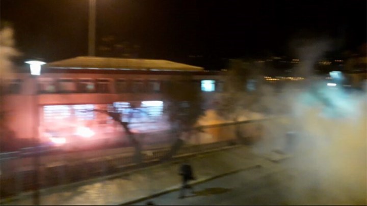 Μεταναστευτικό: “Καζάνια που βράζουν” Λέσβος και Χίος – Επεισόδια και χημικά – ΦΩΤΟ – ΒΙΝΤΕΟ