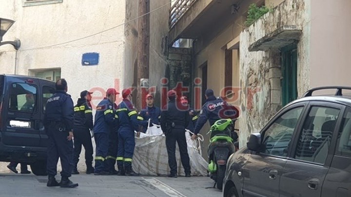 Κρήτη: Κρατούσε όμηρο τη μητέρα του και απειλούσε να τη σκοτώσει – ΦΩΤΟ