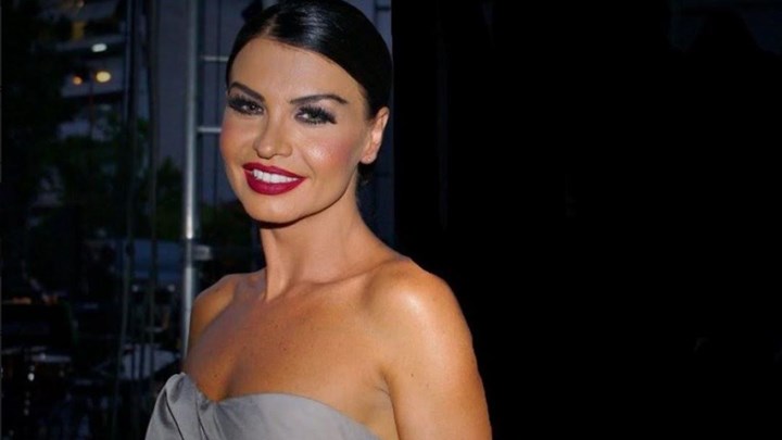 Στην «Κυρία Επιθεώρηση» και η Λοτσάρη