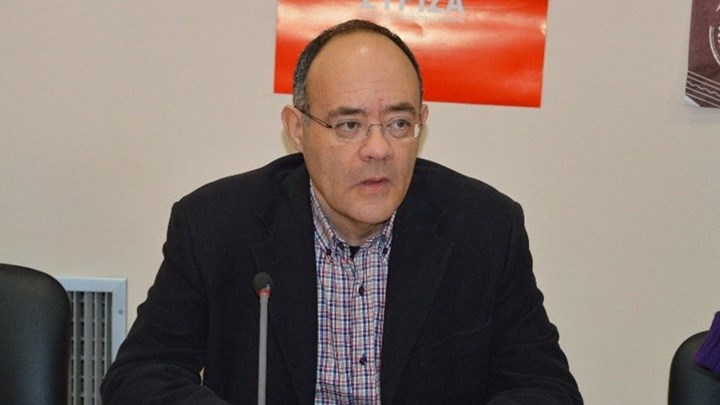 Ανδρέας Μιχαηλίδης: Ο βουλευτής ΣΥΡΙΖΑ στη Χίο καταγγέλλει ότι δέχθηκε επίθεση από τα ΜΑΤ