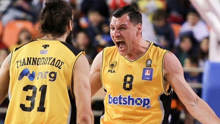 Επικό βίντεο – Ο Ματσιούλις βρίζει στα ελληνικά σε συνέντευξή του στη Λιθουανία