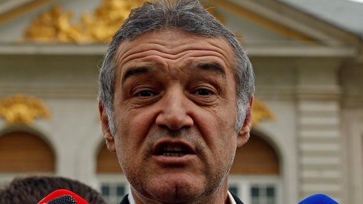 Επική δήλωση του προέδρου της Στεάουα: Οι παίκτες μου κάνουν συνέχεια σεξ, γι’ αυτό δεν παίζουν καλά