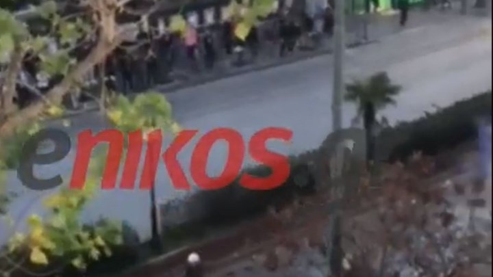 Επεισόδια στην ΑΣΟΕΕ: Μπήκαν στη σχολή τα ΜΑΤ