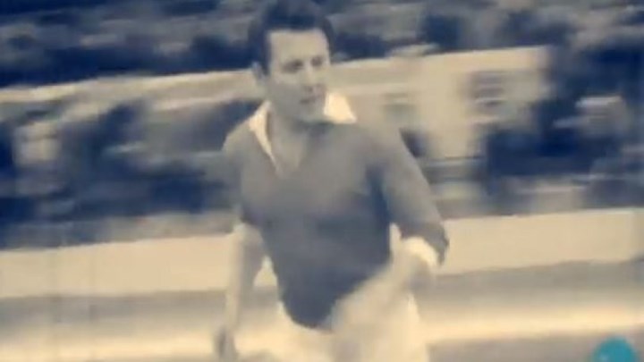 Κώστας Βουτσάς: Όταν έπαιζε ποδόσφαιρο στη Λεωφόρο – ΒΙΝΤΕΟ