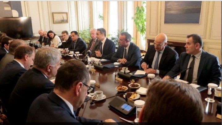 Μεταναστευτικό: Έκτακτη σύσκεψη στο Μαξίμου – Πώς απαντά η Αθήνα