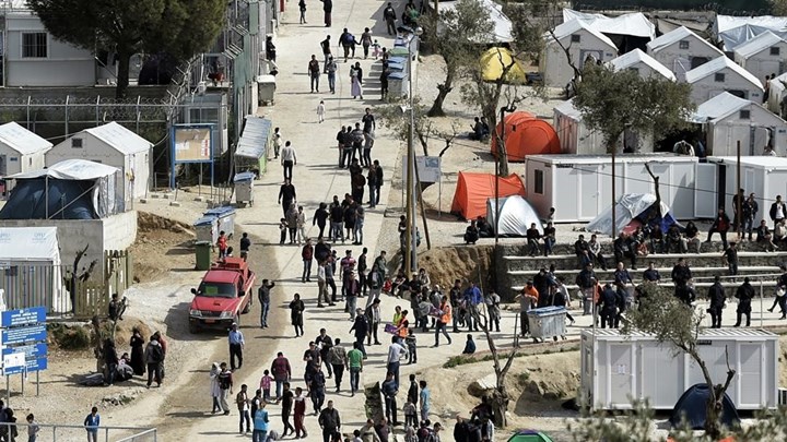 Μεταναστευτικό: Αναστάτωση στη Μόρια από τη φήμη ότι άνοιξαν τα σύνορα