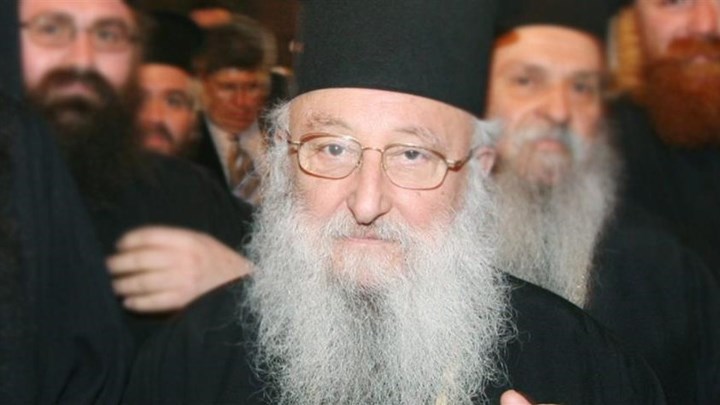 Εκοιμήθη ο Μητροπολίτης πρώην Πειραιώς Καλλίνικος