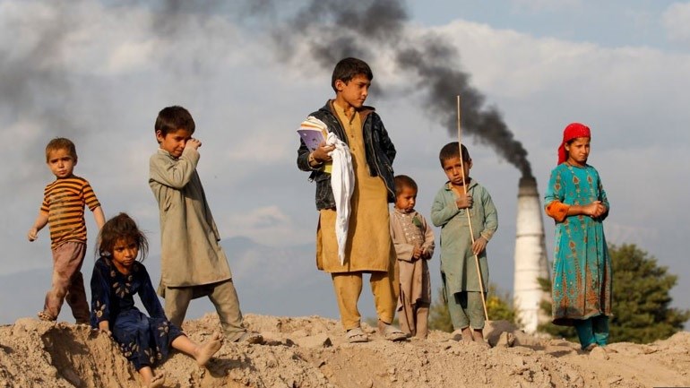 Αφγανιστάν: 15 άμαχοι νεκροί σε αεροπορικές επιδρομές