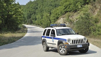 Ριτσώνα: Θρίλερ με ακρωτηριασμένο πτώμα σε χωράφι