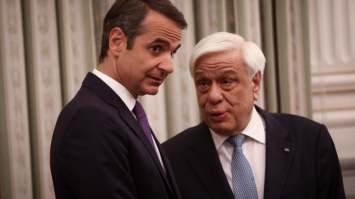 Τηλεφωνική επικοινωνία Μητσοτάκη-Παυλόπουλου