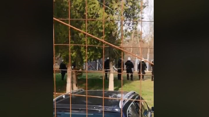 Έβρος: Επεισόδια, χημικά και πετροπόλεμος στις Καστανιές – ΒΙΝΤΕΟ