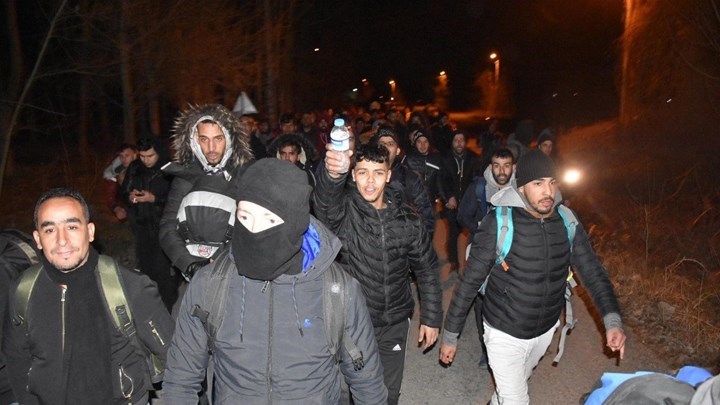 Μαρτυρίες μεταναστών στον Έβρο: Ήρθαμε εδώ για την ελπίδα, αυτή μας πούλησαν