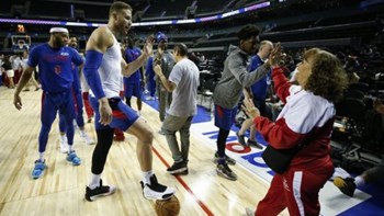 Κορονοϊός: Μέτρα πρόληψης και στο NBA – Τέλος το high – five και τα αυτόγραφα