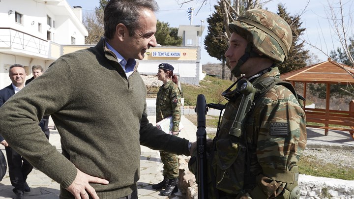 Μητσοτάκης από το φυλάκιο των Κήπων: Δεν θα περάσει κανείς παράνομα στη χώρα