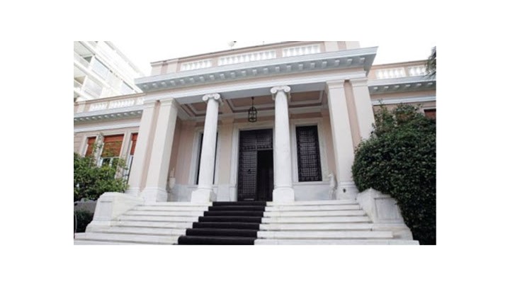 Μαξίμου: Ανακοινώνεται τη Δευτέρα το ολοκληρωμένο σχέδιο για τη στήριξη της οικονομίας