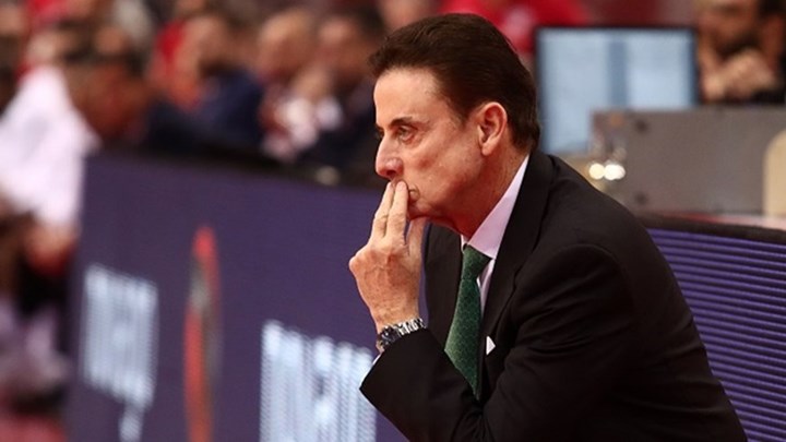 Πιτίνο: «Περήφανος για την ομάδα μου παρά την ήττα»